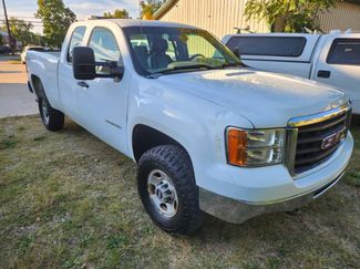 Used 2007 GMC Sierra 2500 W/T image 1