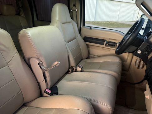 Used 2010 Ford F350 Lariat image 69