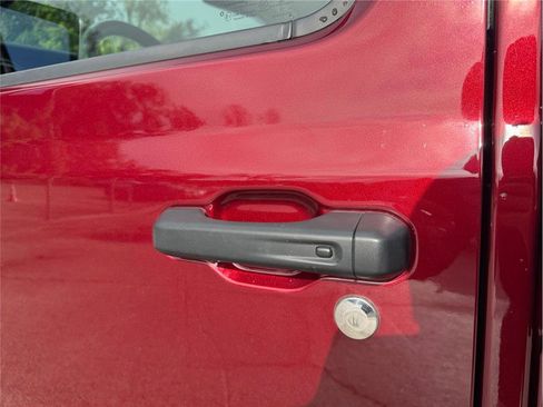 Used 2022 Jeep Wrangler Unlimited Sahara image 16