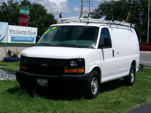 Used 2017 Chevrolet Express 2500 UNAVAIL RWD image 1