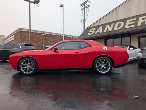Used 2023 Dodge Challenger GT image 3