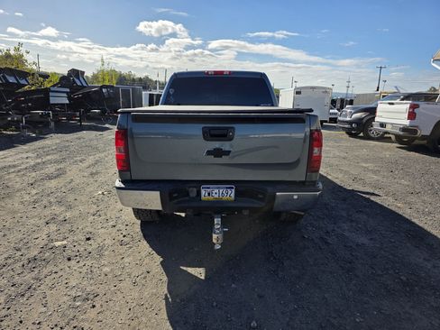 Used 2011 Chevrolet Silverado 1500 LT Z71 image 6