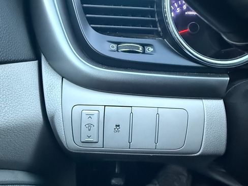 Used 2012 Kia Optima LX image 20