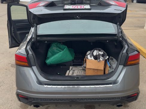 Used 2023 Nissan Altima 2.5 SR image 12