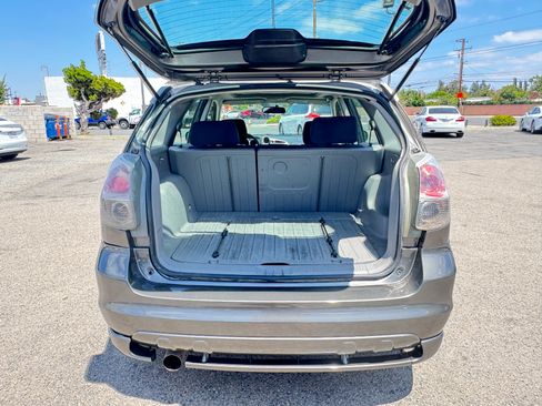 Used 2005 Toyota Matrix AWD image 22