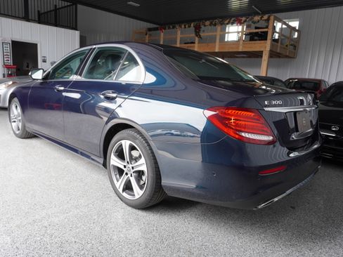 Used 2018 Mercedes-Benz E 300 image 10