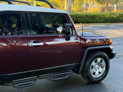Used 2007 Toyota FJ Cruiser image 45