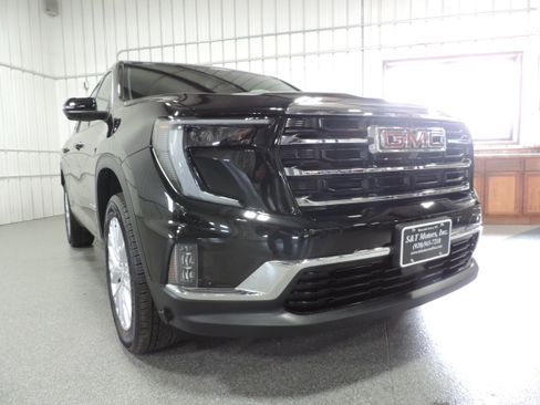 Used 2025 GMC Acadia Elevation image 9