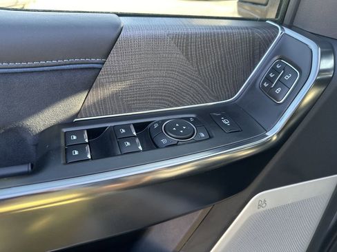 Used 2025 Ford F450 Platinum image 7