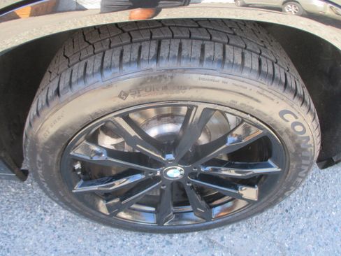 Used 2025 BMW X4 xDrive30i image 21