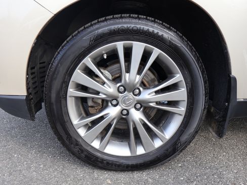 Used 2013 Lexus RX 450h image 30