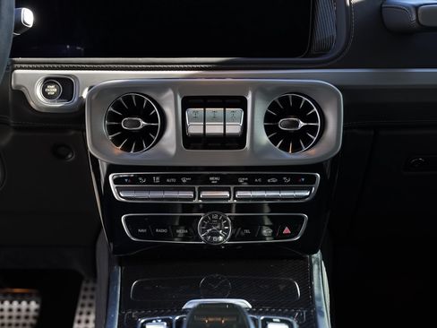 Used 2023 Mercedes-Benz G 63 AMG AMG G 63 image 18