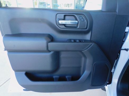 New 2026 Chevrolet Silverado 1500 W/T image 18