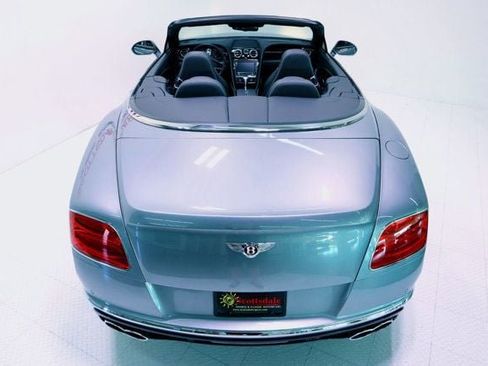 Used 2017 Bentley Continental GT image 12