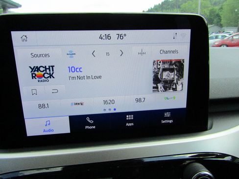 Used 2020 Ford Escape AWD SE image 19