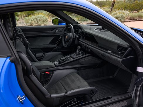 Used 2024 Porsche 911 GT3 RS image 32