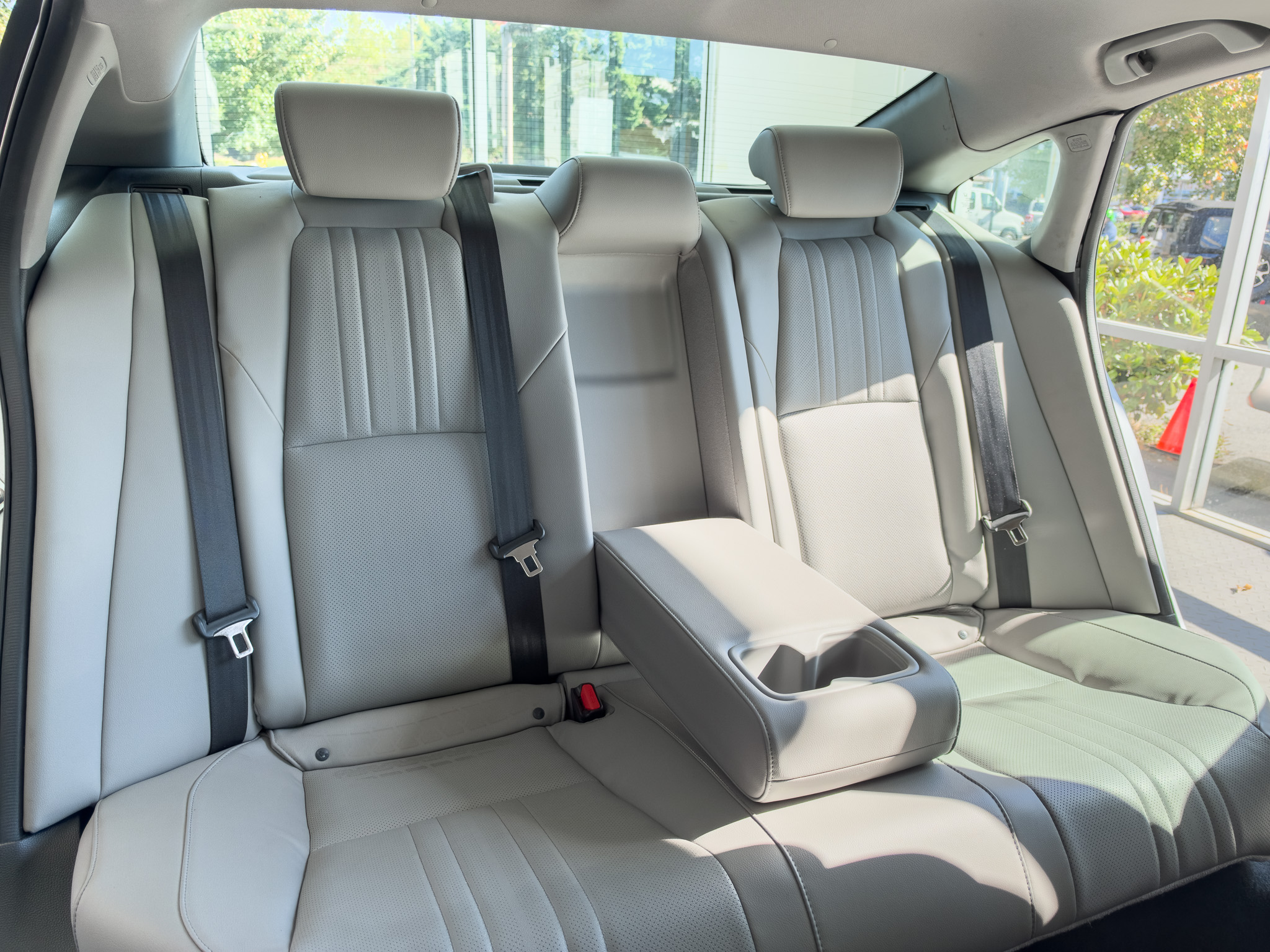 Used 2018 Honda Accord 2.0T EX-L image 16