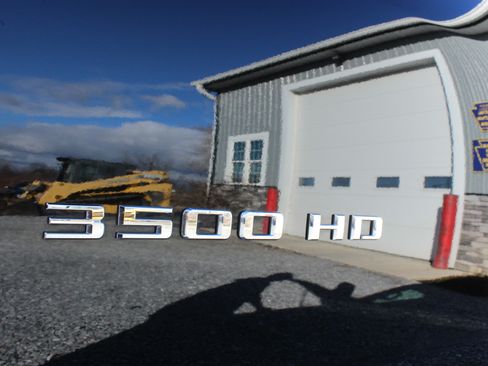 Used 2023 Chevrolet Silverado 3500 High Country image 20