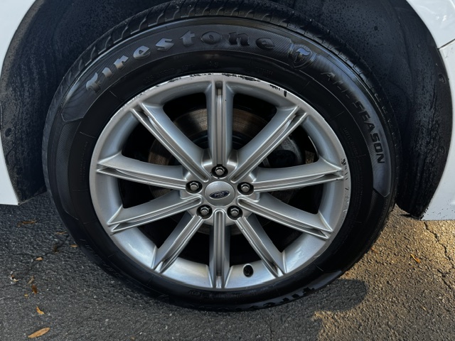Used 2015 Ford Flex FWD Limited image 31