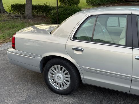 Used 2007 Mercury Grand Marquis LS RWD image 55