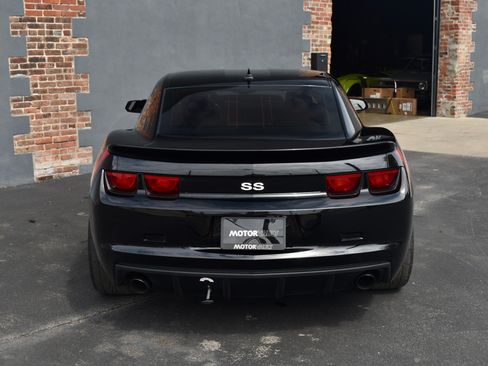 Used 2010 Chevrolet Camaro SS Coupe RWD image 28