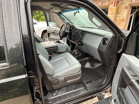 Used 2015 Ford F350 4x4 Crew Cab DRW Super Duty image 7
