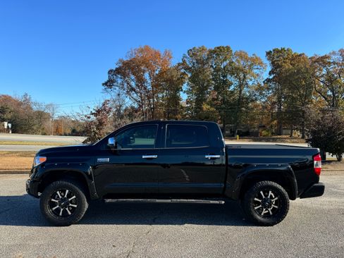 Used 2016 Toyota Tundra Platinum image 3