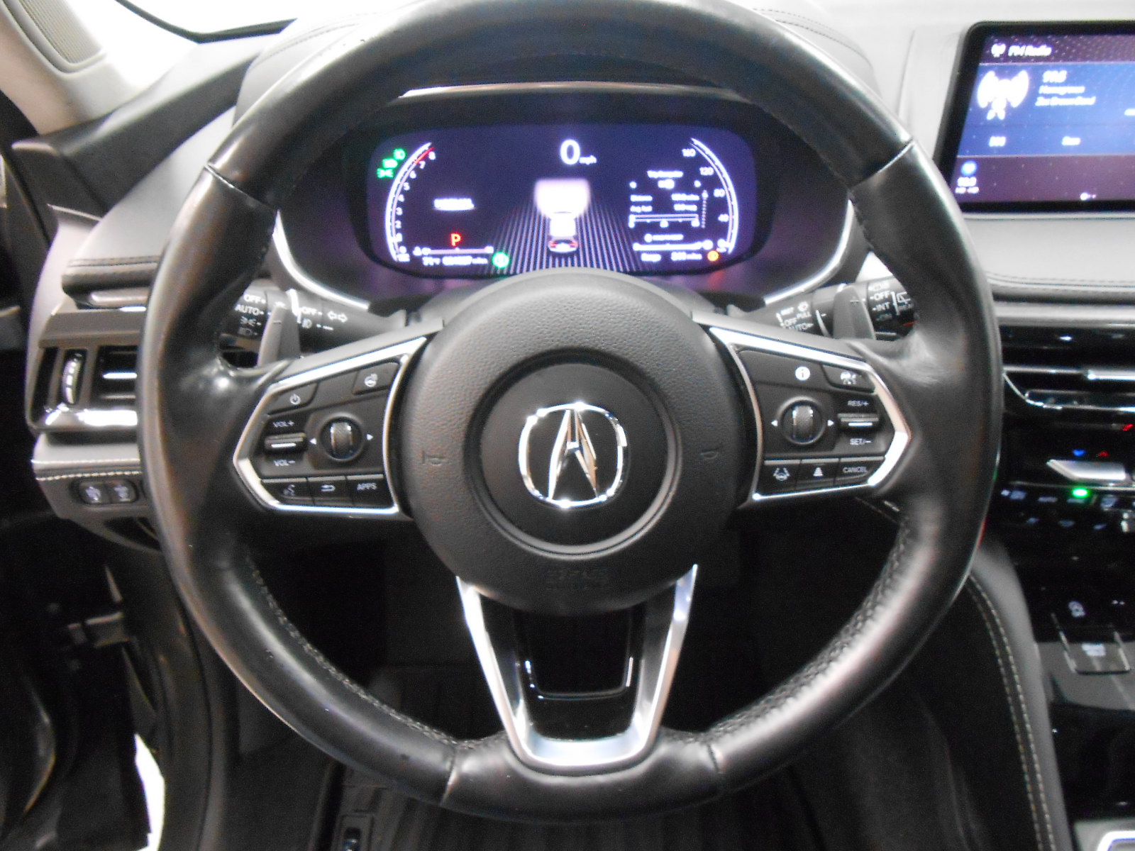Used 2023 Acura MDX SH-AWD w/ Advance Package image 8
