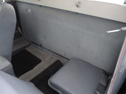 Used 2002 Nissan Frontier XE image 14