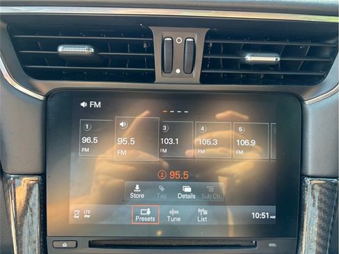 Used 2018 Porsche 911 Targa 4 GTS image 27