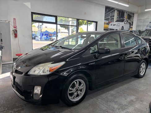 Used 2010 Toyota Prius Two image 2