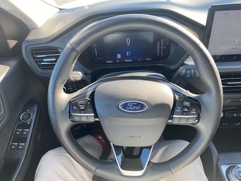 Used 2024 Ford Escape Active image 8