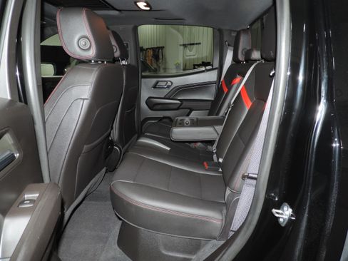 Used 2023 Chevrolet Colorado Z71 image 24