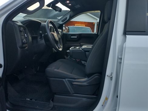 Used 2022 Chevrolet Silverado 1500 LD Custom image 5