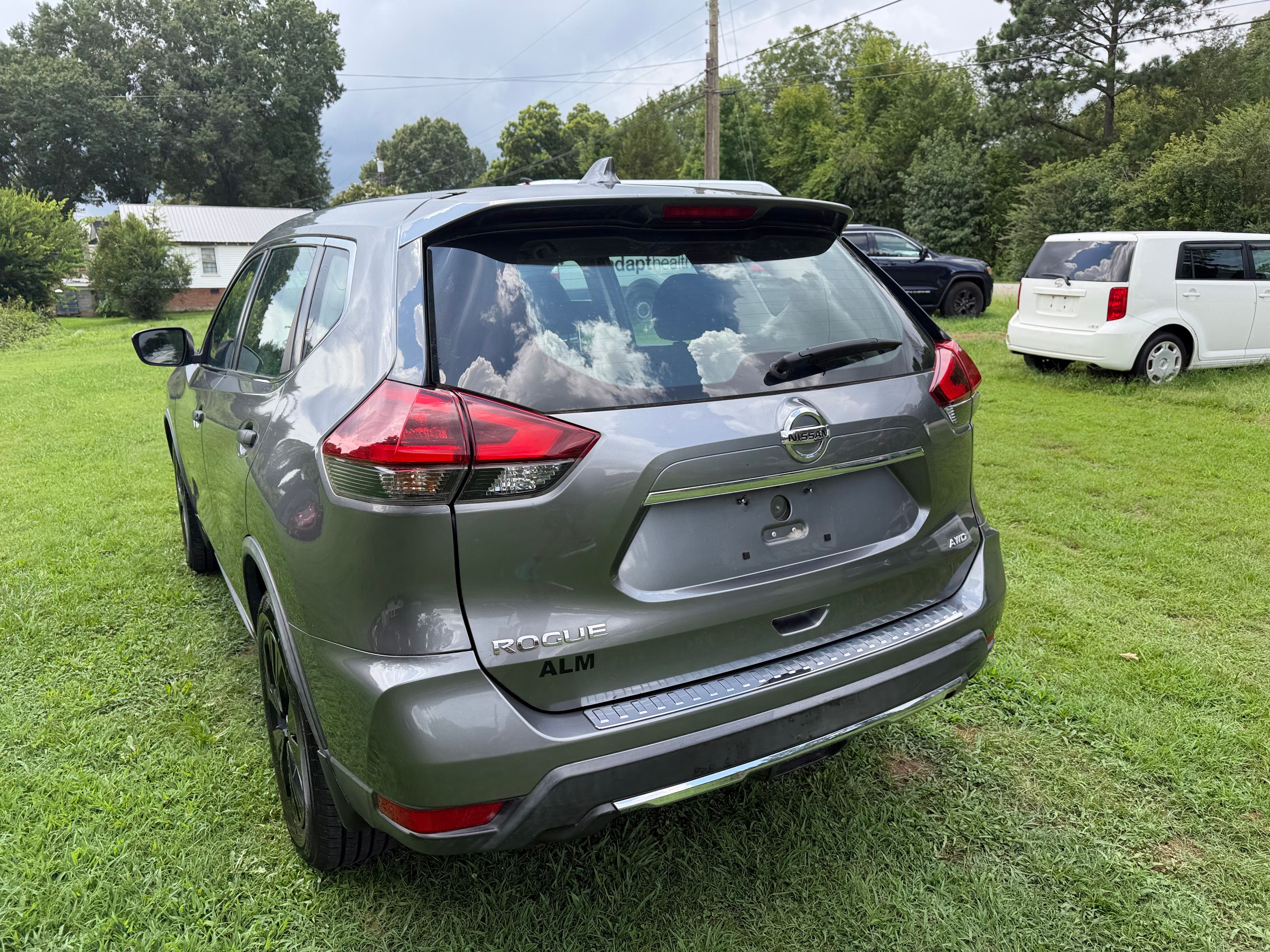 Used 2018 Nissan Rogue AWD image 12