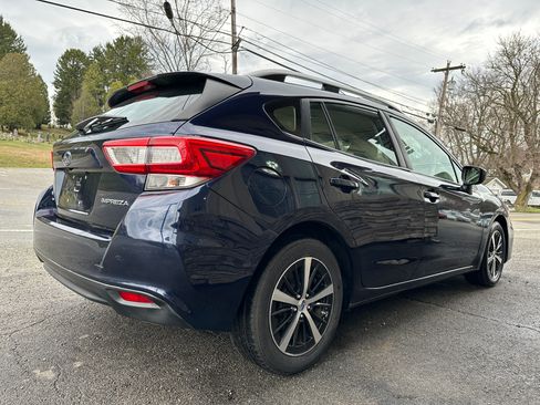 Used 2019 Subaru Impreza 2.0i Premium image 4
