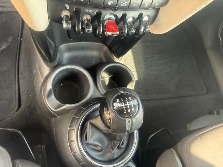 Used 2015 MINI Cooper S 2-Door Hardtop FWD image 8