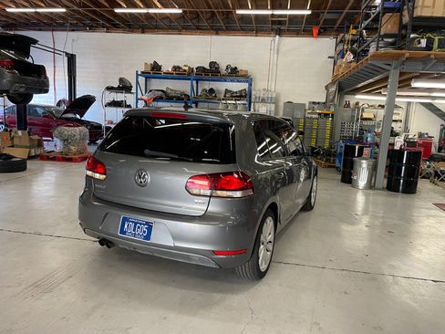 Used 2013 Volkswagen Golf TDI image 5