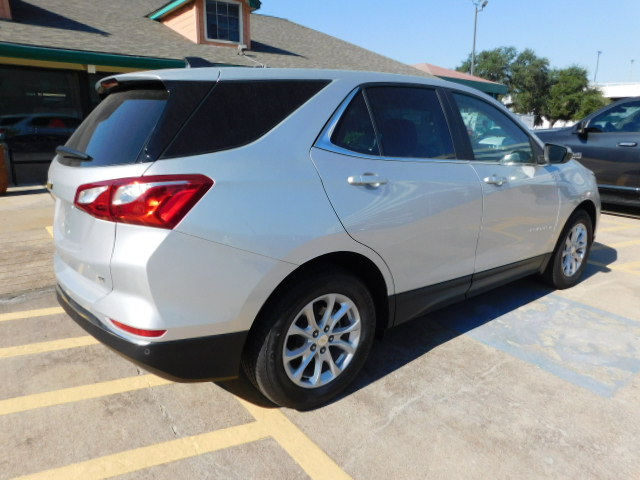 Used 2021 Chevrolet Equinox FWD LT w/ 2FL image 10