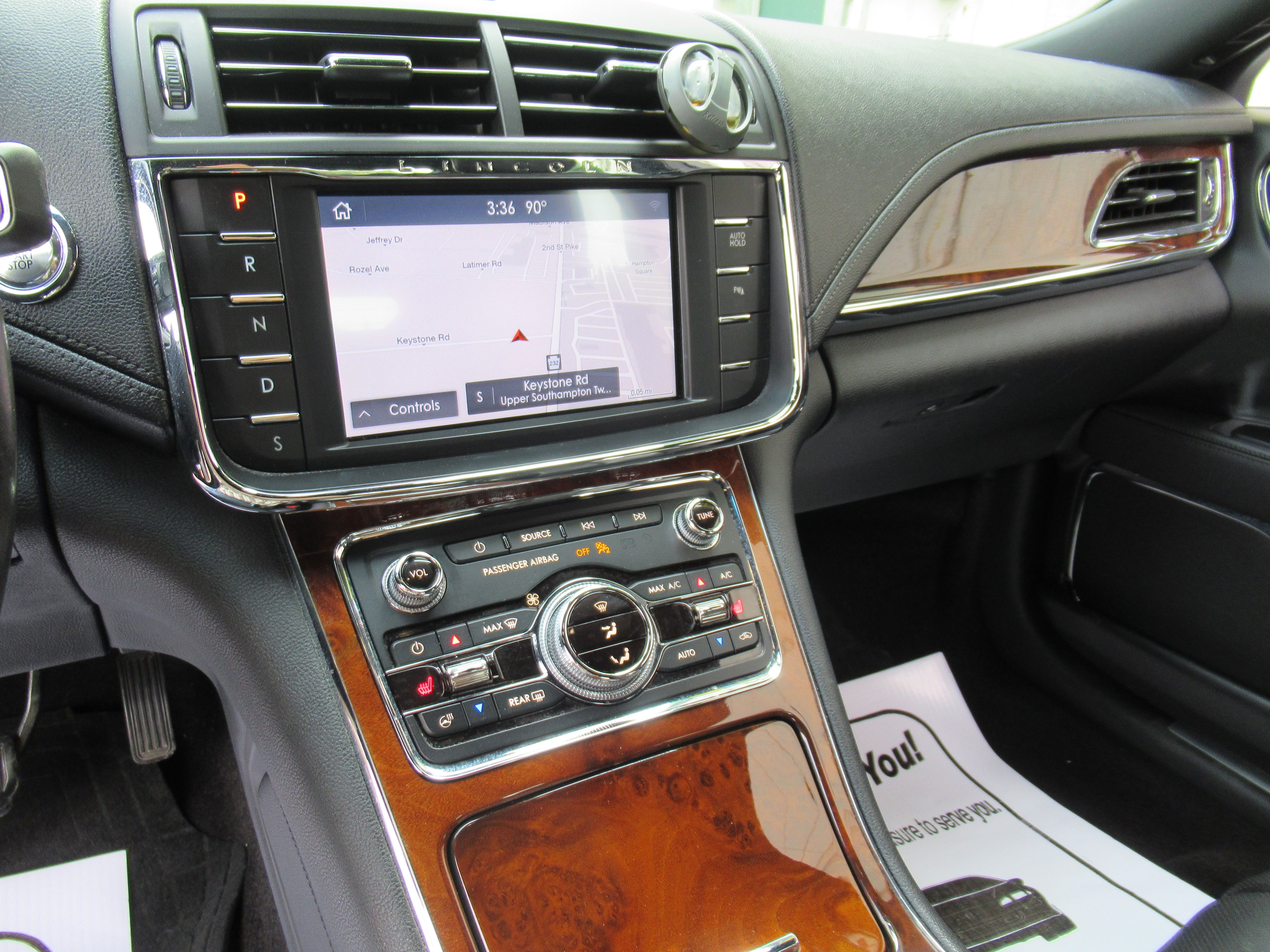 Used 2019 Lincoln Continental AWD Select image 13