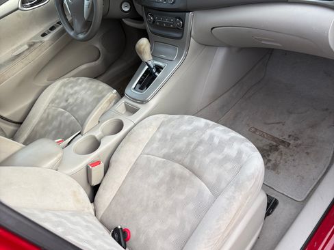 Used 2013 Nissan Sentra SV image 3