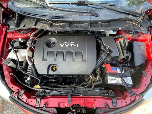 Used 2010 Toyota Corolla LE image 14