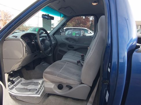Used 1997 Ford F150 XLT image 5