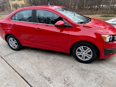 Used 2012 Chevrolet Sonic LT image 5