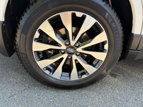 Used 2015 Subaru Outback 2.5i Limited AWD/4WD image 17