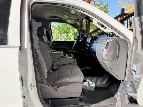 Used 2018 GMC Sierra 2500 SLE image 19