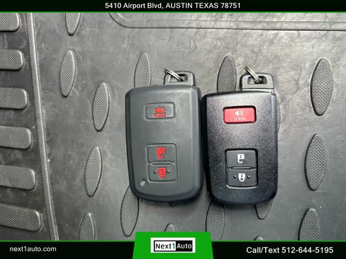 Used 2020 Toyota Tacoma image 33