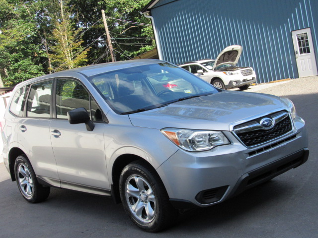 Used 2014 Subaru Forester 2.5i AWD/4WD image 14