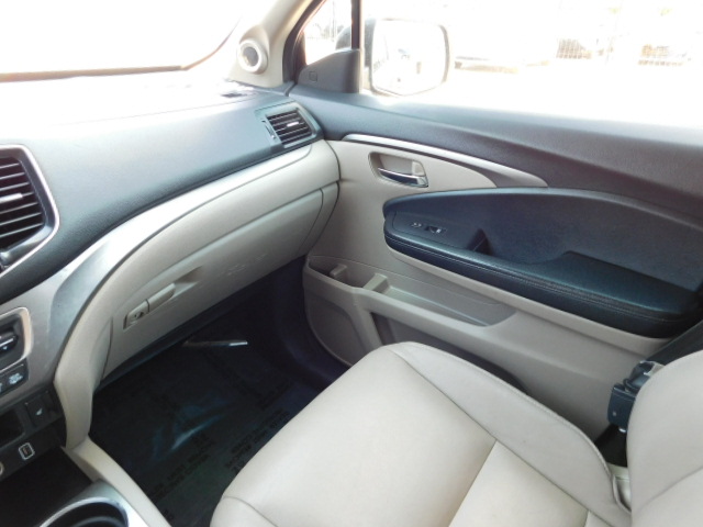 Used 2020 Honda Pilot FWD EX-L image 22