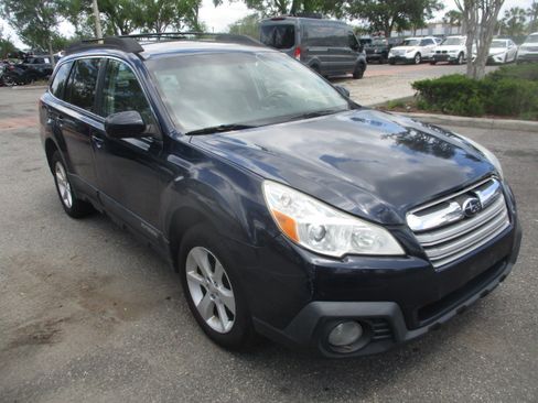 Used 2013 Subaru Outback 2.5i Premium image 7